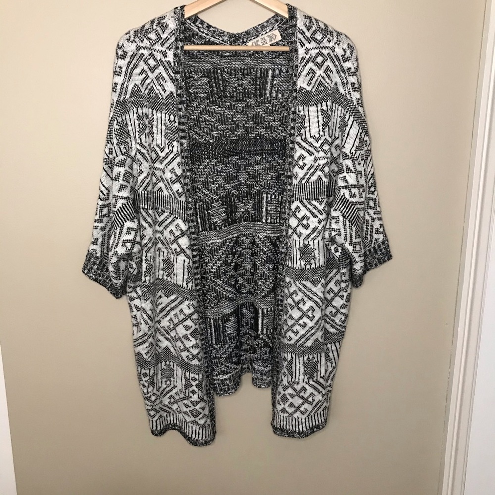 PINK ROSE Open Front Cardigan | Duster Aztec Print